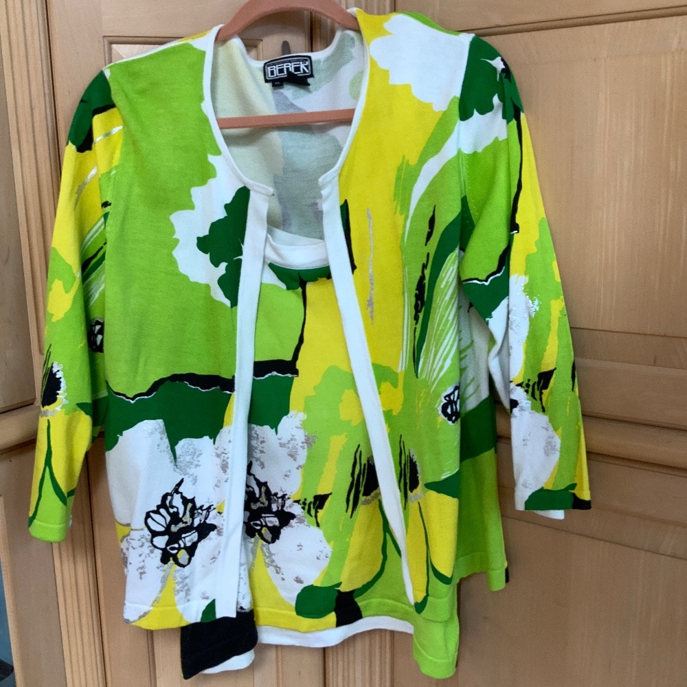 Twin set for spring